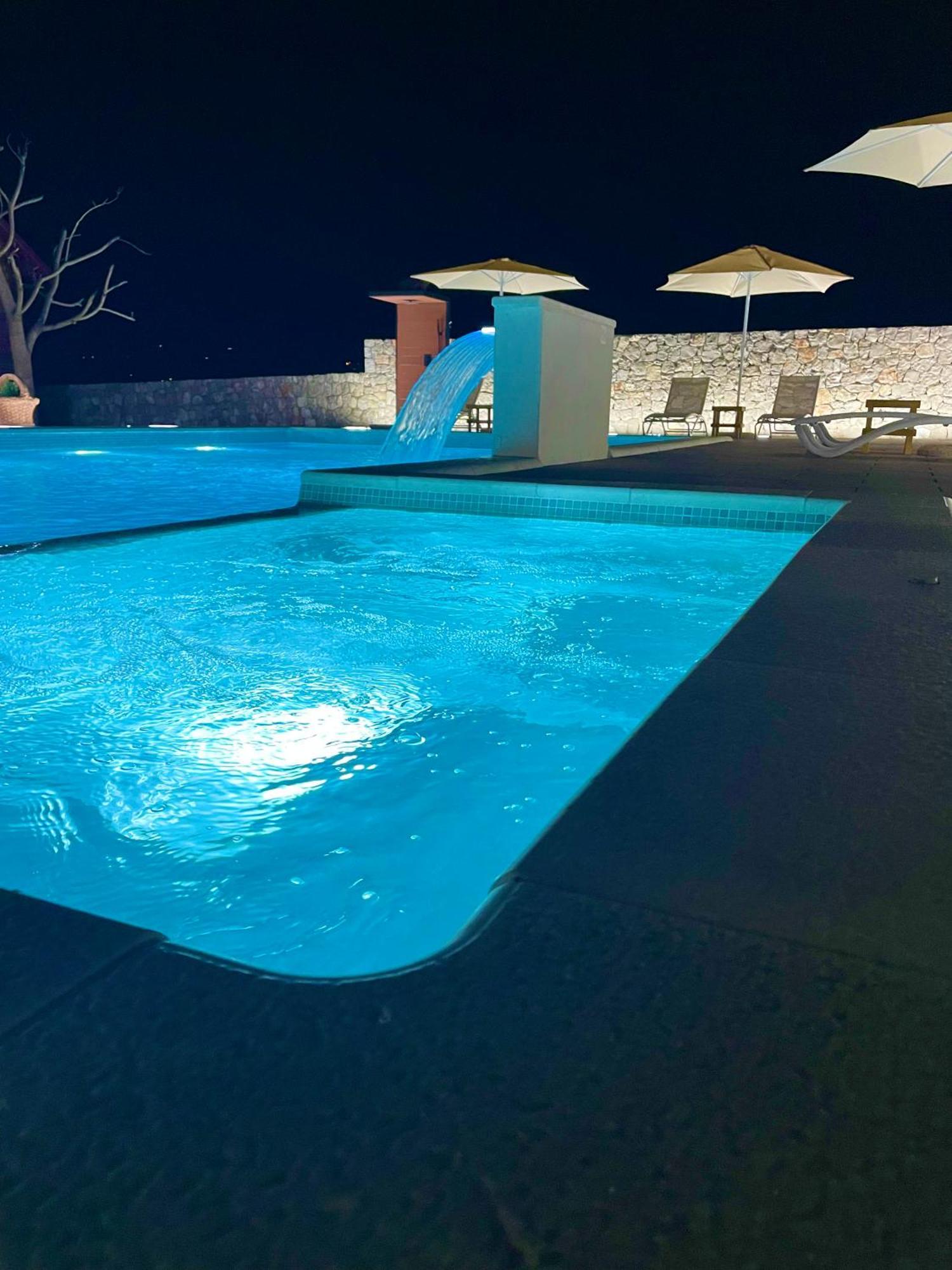Dom wakacyjny Cosy With Private Pool - Andrej Danilovgrad